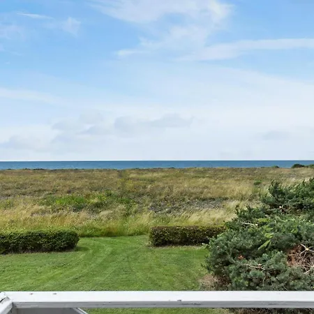 בית נופש Three-bedroom With Sea View 04 Bagenkop